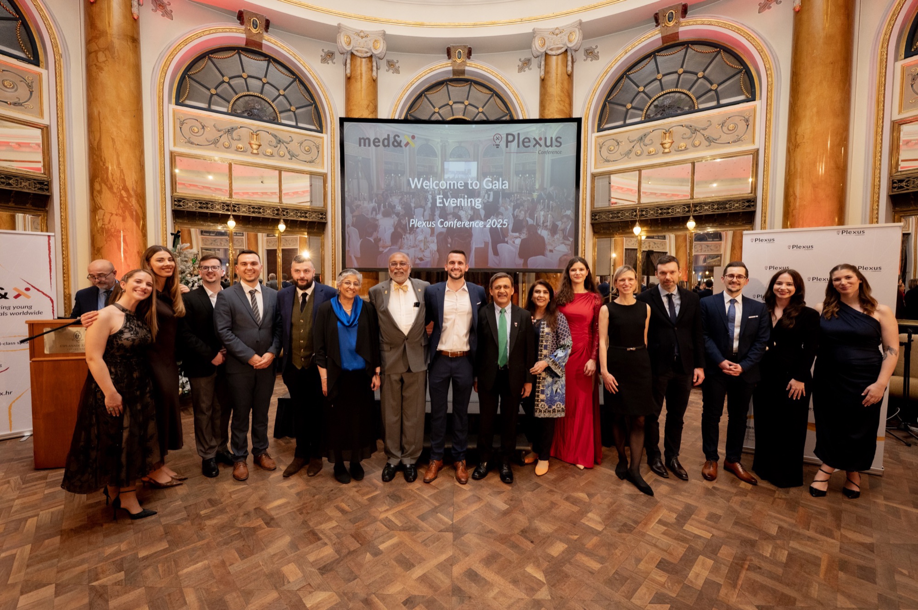 Senior leaders of the Forum